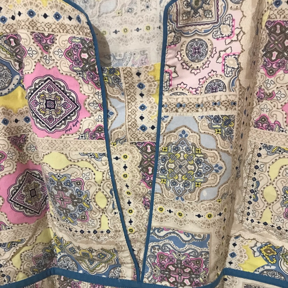 🎀 4/$15 Baby Phat Uniform Scrub Top Size L - Picture 2 of 7